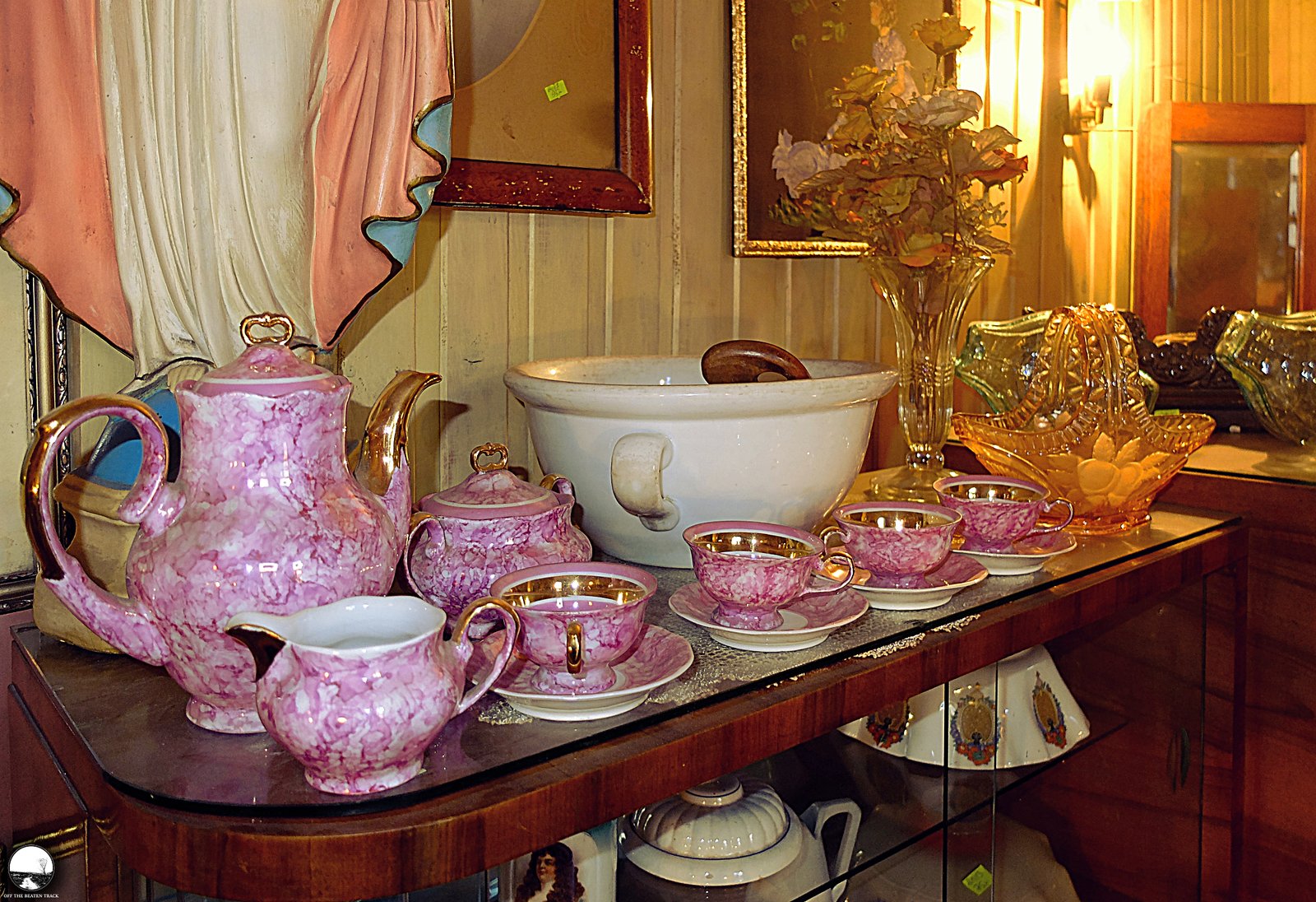 The Junk Shop 'Stary Kufer' [Kraków, Poland] - Off the Beaten Track, image size:1600x1096